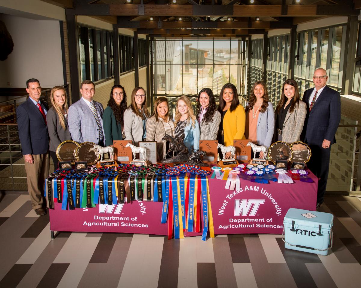 2020 Horse Judging Team Photo